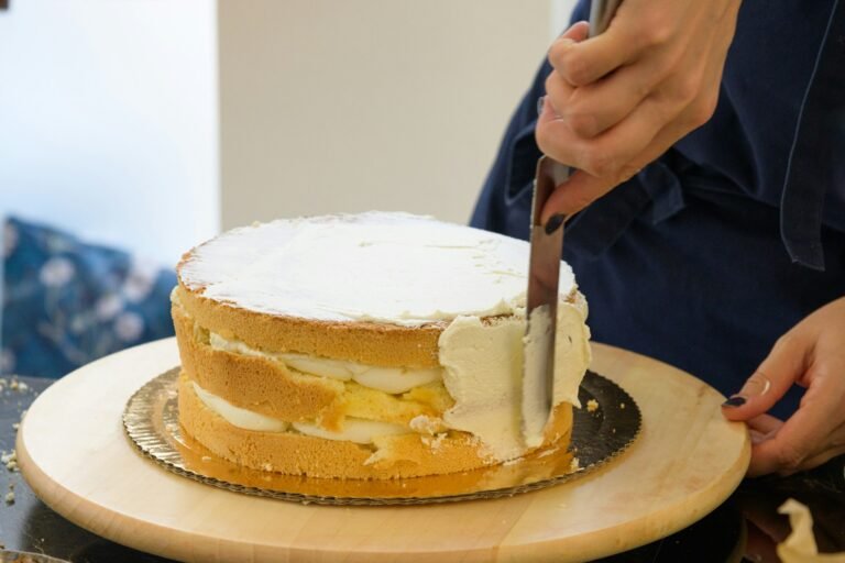 8 Genius Cake Baking Hacks You Wish You Knew Sooner